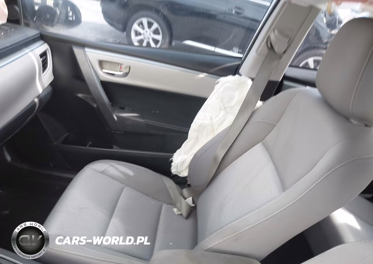 2015 Toyota Corolla Le VIN:2T1BURHE3FC466280 - 5