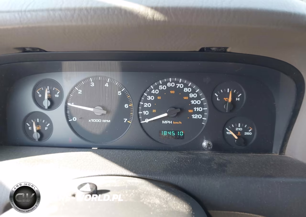 2004 Jeep Grand Cherokee Laredo VIN:1J4GW48S44C162643 - 7