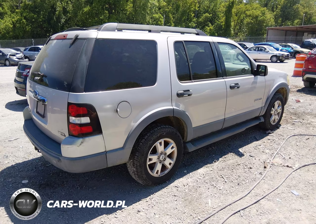 2006 Ford Explorer Xlt VIN:1FMEU73E96UA10713 - 4
