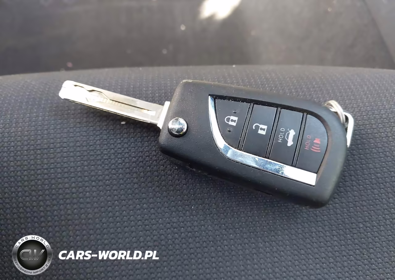 2025 Toyota Corolla Le VIN:5YFB4MDEXSP351999 - 11