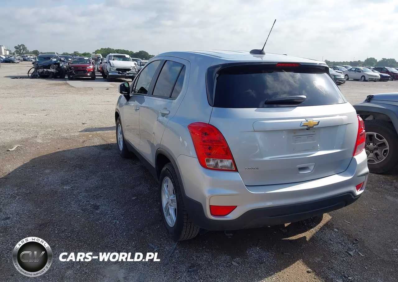 2020 Chevrolet Trax Fwd Ls VIN:3GNCJKSBXLL137336 - 3