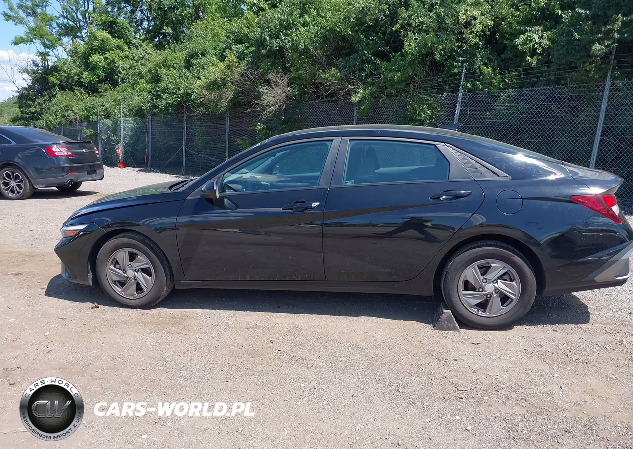 2025 Hyundai Elantra Se VIN:KMHLL4DG4SU938531 - 15