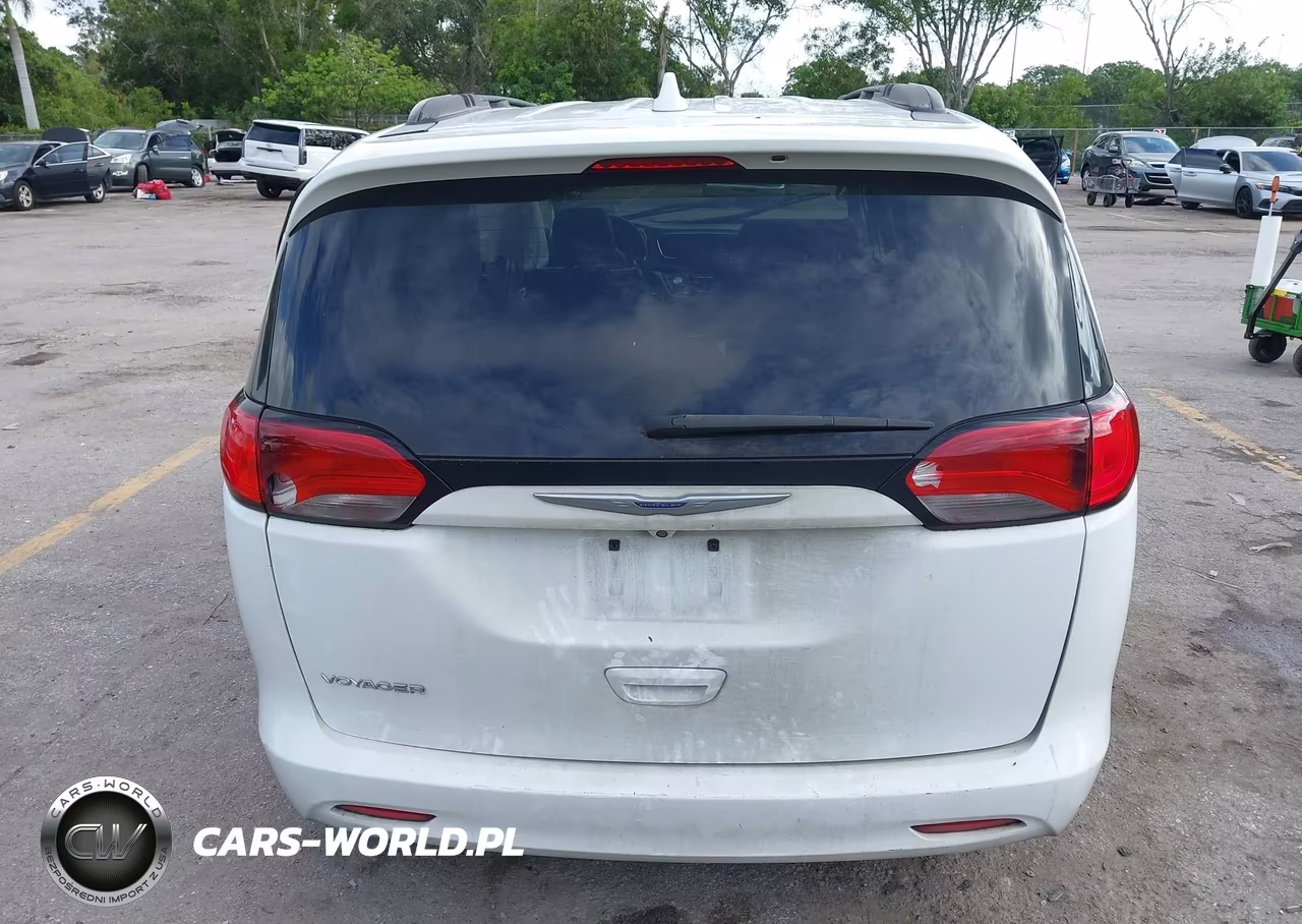 2020 Chrysler Voyager Lxi VIN:2C4RC1DG5LR163362 - 16