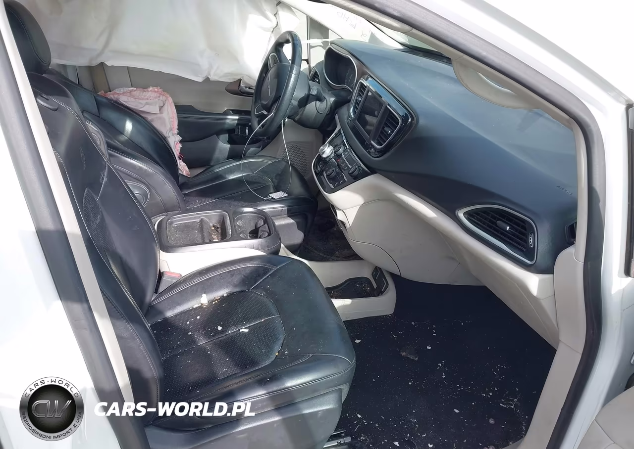 2020 Chrysler Voyager Lxi VIN:2C4RC1DG5LR163362 - 5