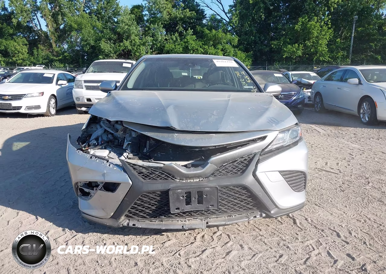 2018 Toyota Camry Se VIN:JTNB11HK9J3012743 - 12