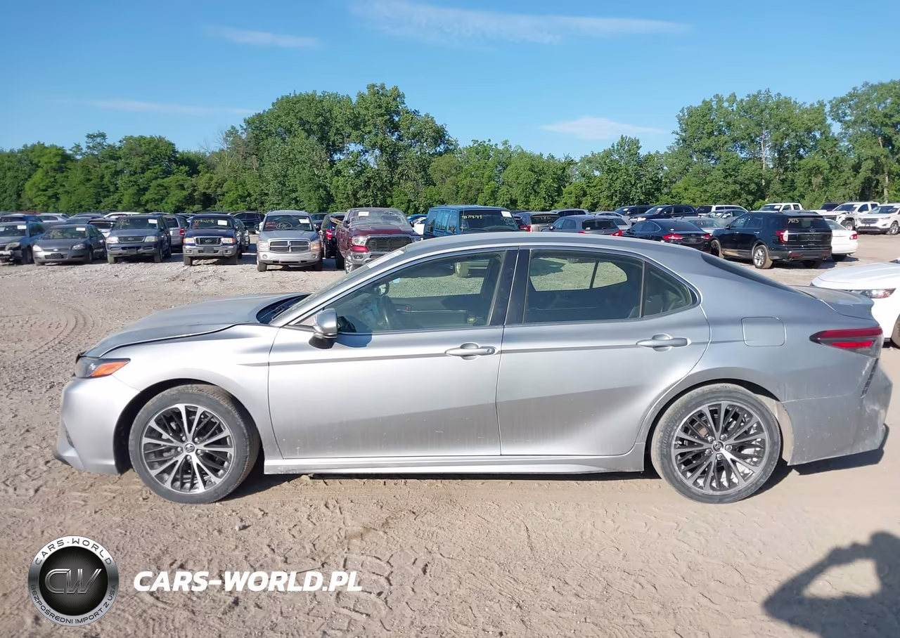 2018 Toyota Camry Se VIN:JTNB11HK9J3012743 - 14