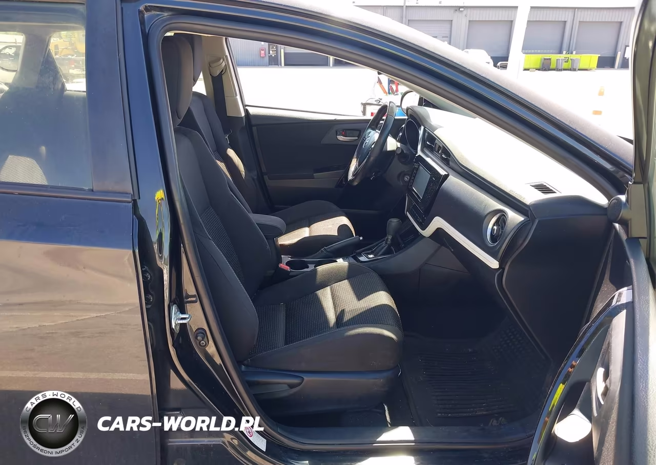 2018 Toyota Corolla Im VIN:JTNKARJE4JJ561832 - 5