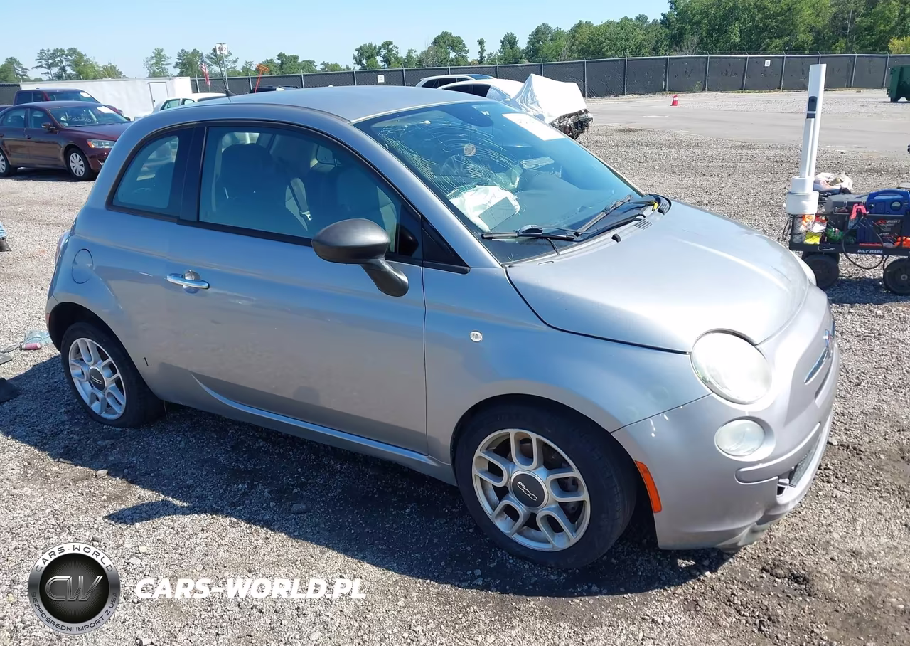 2015 Fiat 500 Pop – zdjęcie 1 z 16