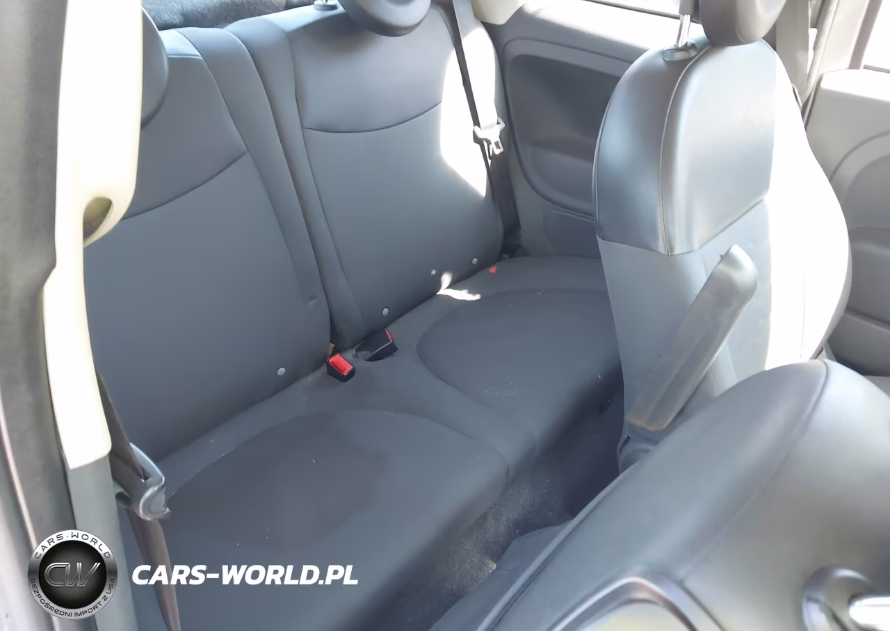 2015 Fiat 500 Pop VIN:3C3CFFAR4FT586049 - 8