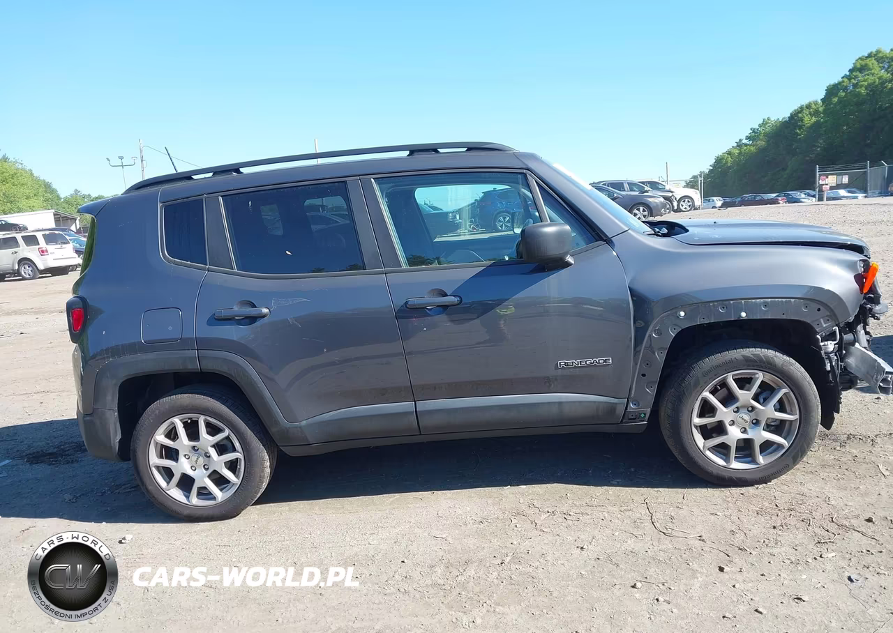 2023 Jeep Renegade Latitude 4X4 VIN:ZACNJDB10PPP18620 - 13