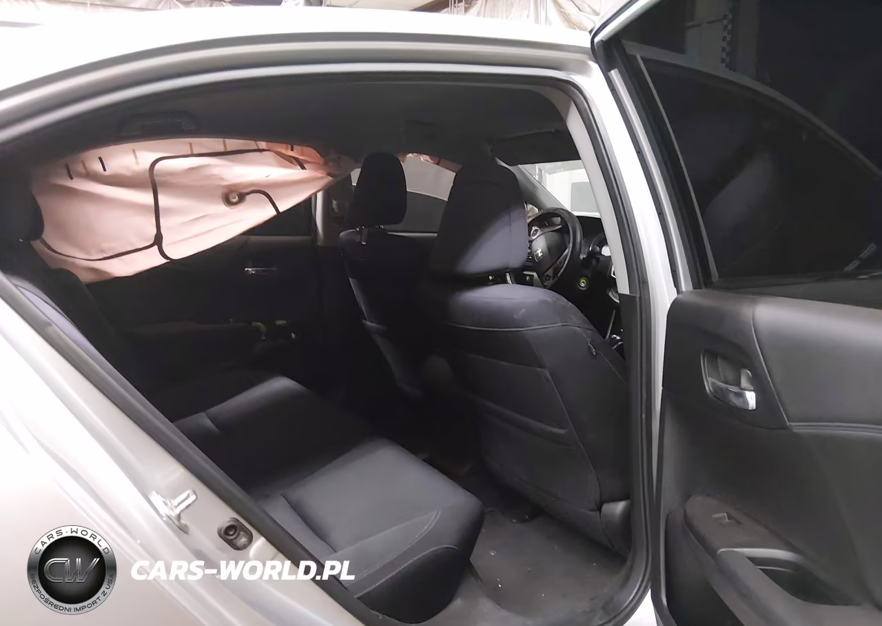 2015 Honda Accord Sport VIN:1HGCR2F52FA018229 - 8
