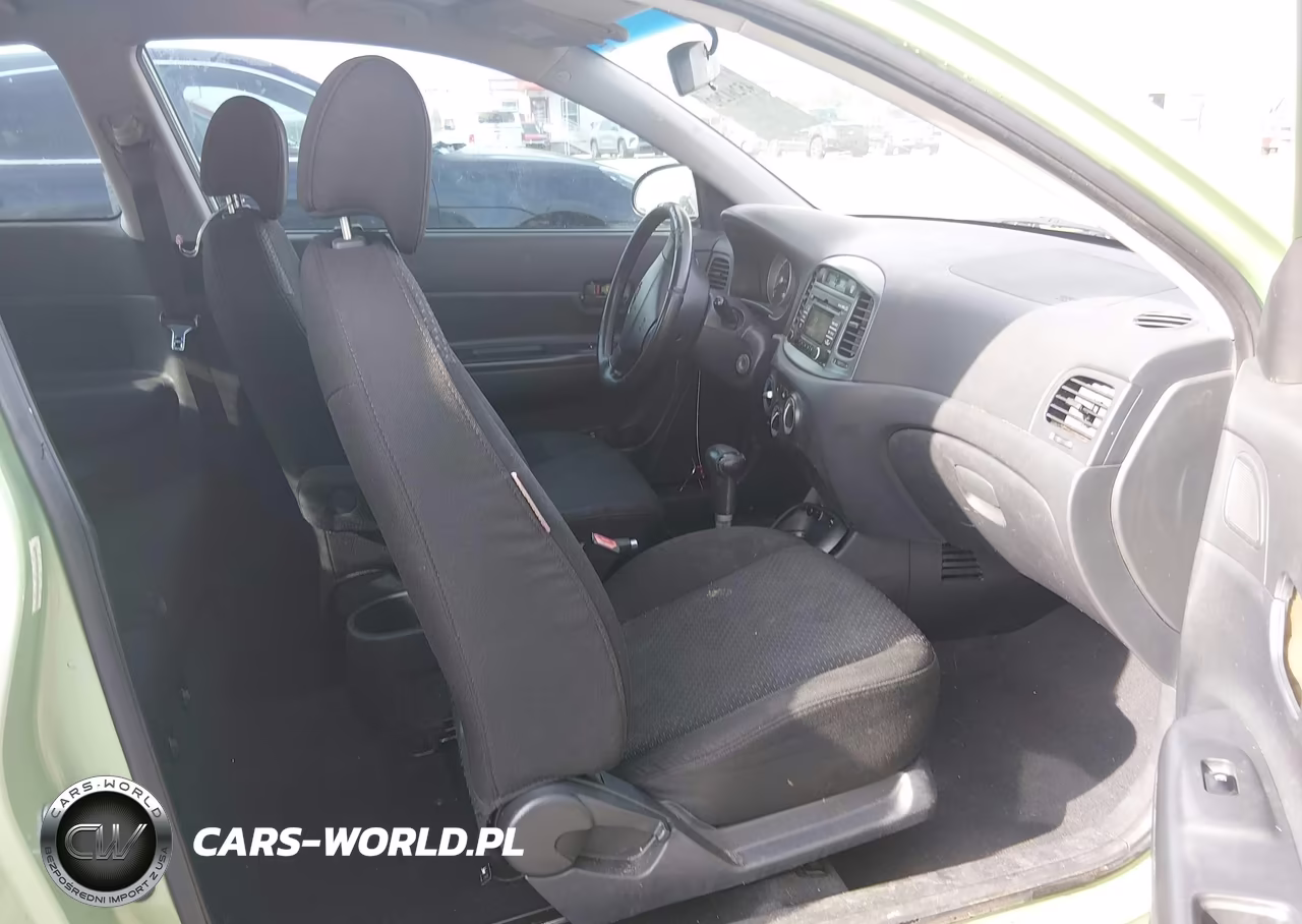 2008 Hyundai Accent Se VIN:KMHCN36C18U083956 - 5