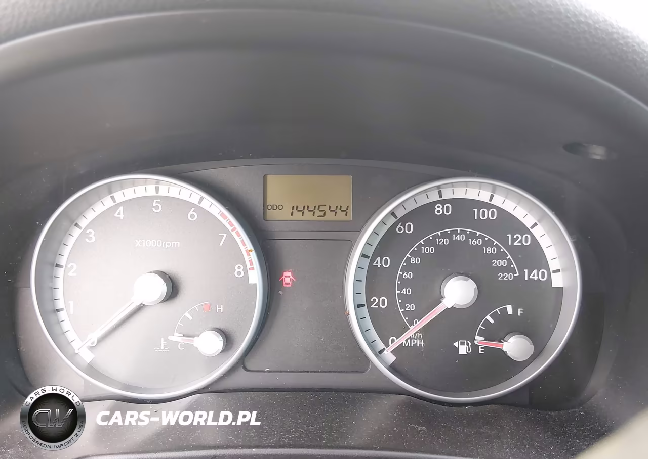 2008 Hyundai Accent Se VIN:KMHCN36C18U083956 - 7
