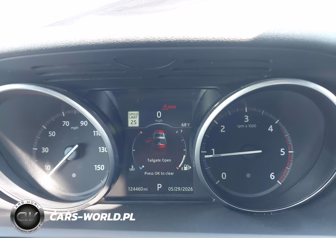2017 Land Rover Discovery Hse VIN:SALRRBBK2HA035225 - 7