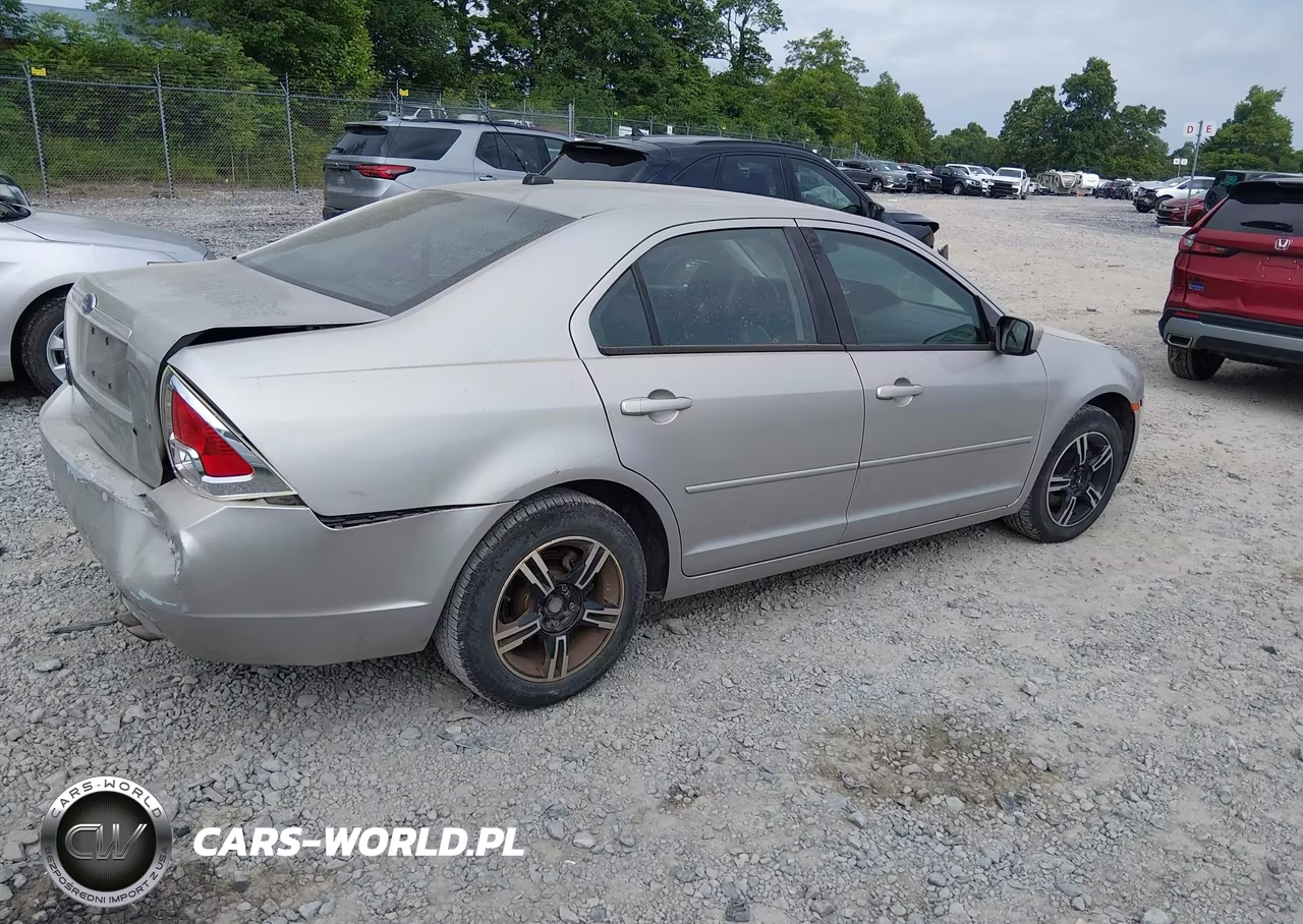 2007 Ford Fusion Se VIN:3FAHP07Z47R242390 - 4