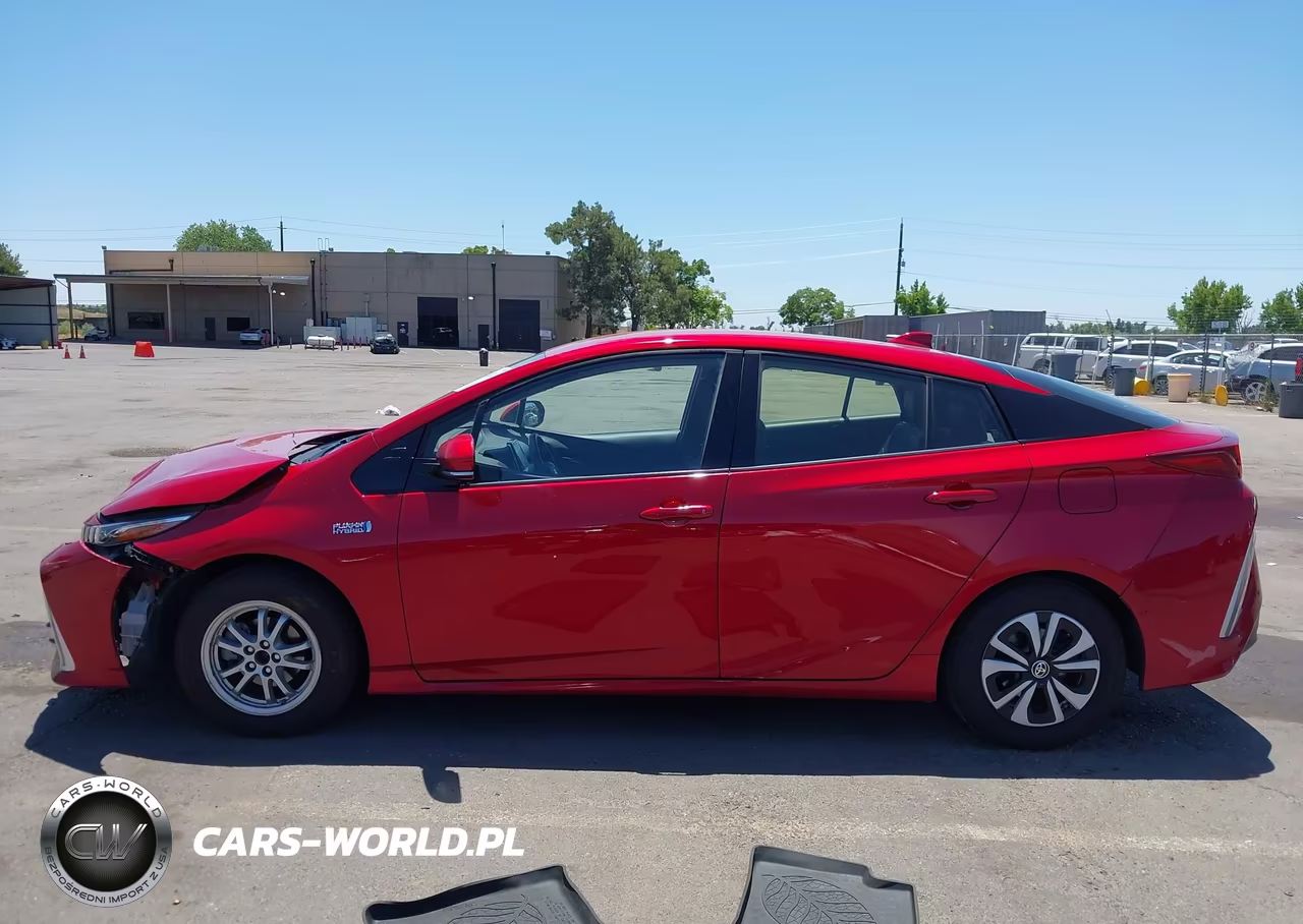 2017 Toyota Prius Prime Advanced VIN:JTDKARFP2H3023532 - 15