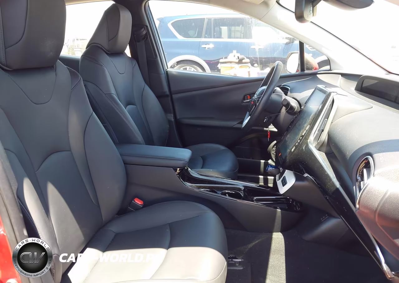 2017 Toyota Prius Prime Advanced VIN:JTDKARFP2H3023532 - 5