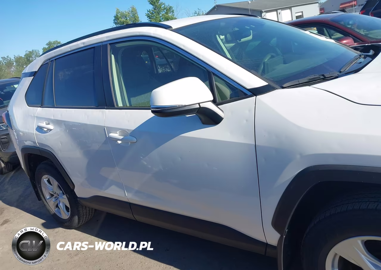 2019 Toyota Rav4 Xle VIN:JTMP1RFV8KD505136 - 13