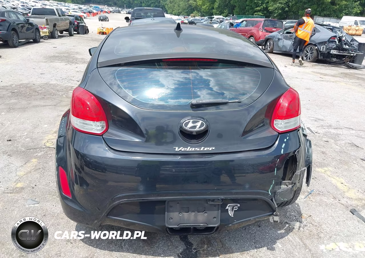 2012 Hyundai Veloster Base W-Black VIN:KMHTC6AD4CU052796 - 16
