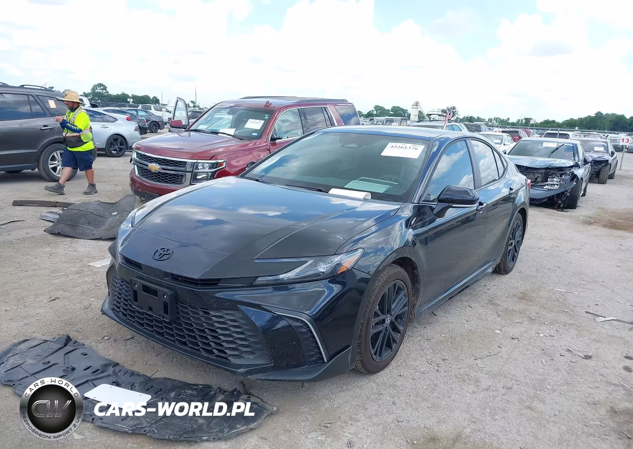 2026 Toyota Camry Se VIN:4T1DAACK3TU725893 - 2