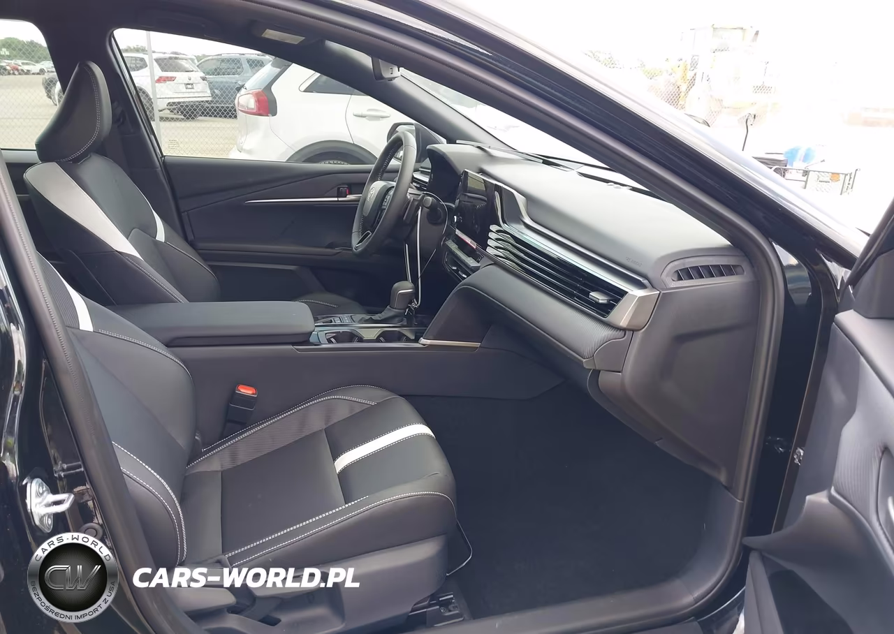2026 Toyota Camry Se VIN:4T1DAACK3TU725893 - 5