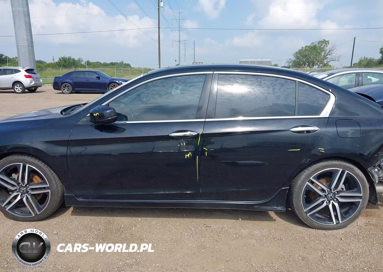 2016 Honda Accord Touring VIN:1HGCR3F97GA006099 - 14