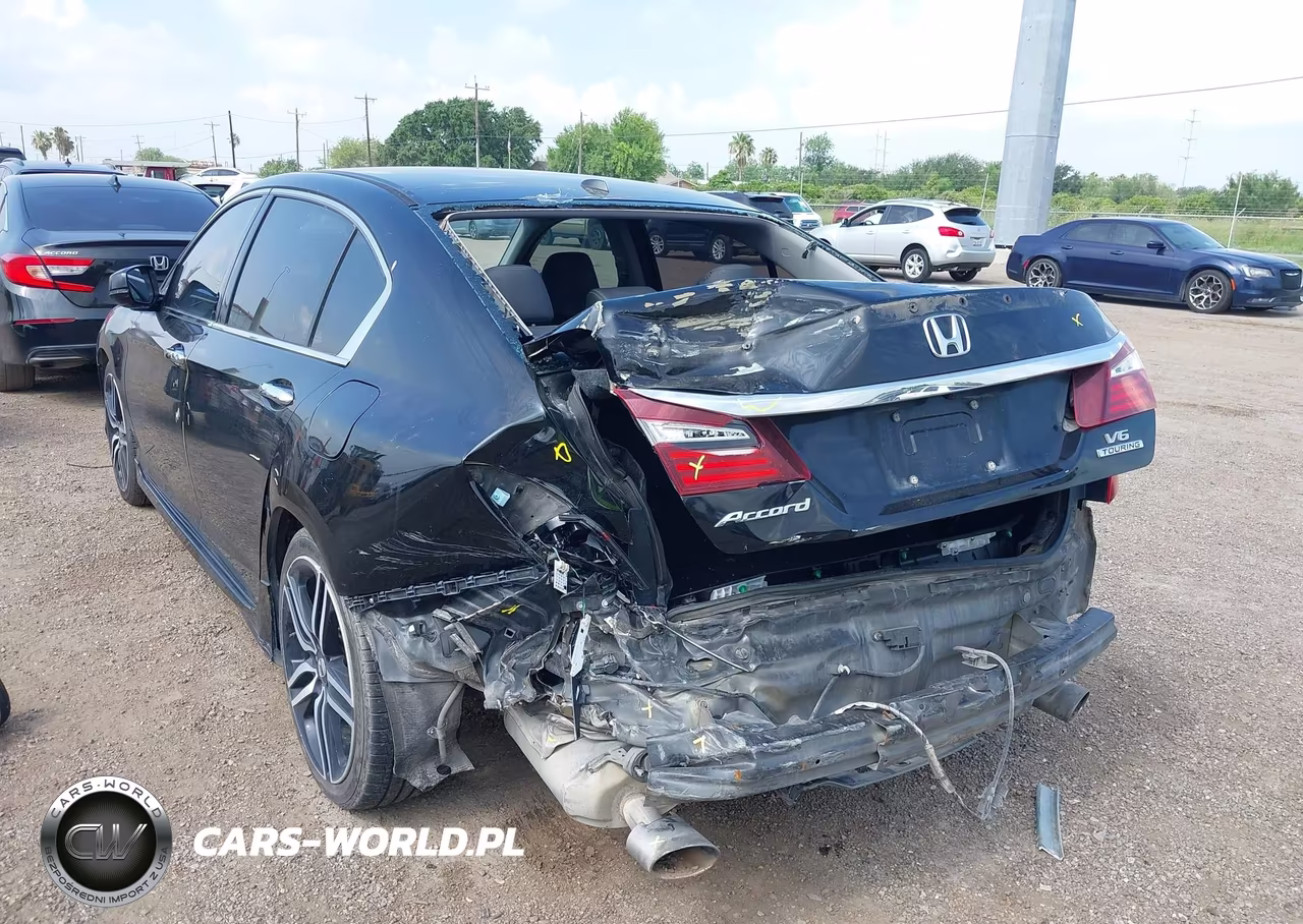 2016 Honda Accord Touring VIN:1HGCR3F97GA006099 - 6
