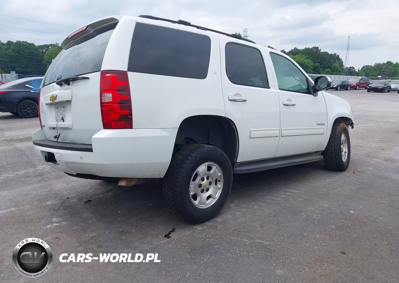 2013 Chevrolet Tahoe Lt VIN:1GNSCBE07DR289391 - 4