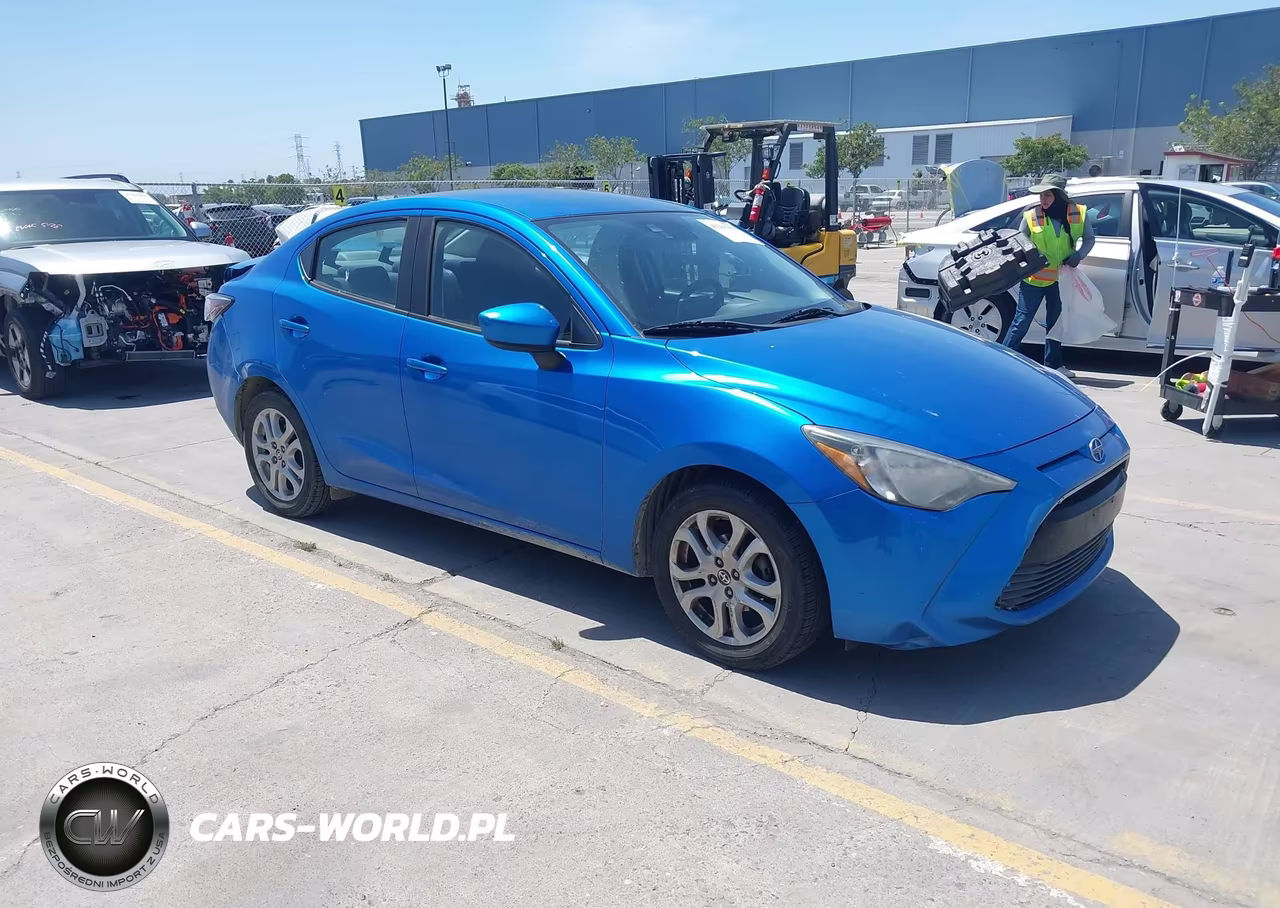 2016 Scion Ia – zdjęcie 1 z 16