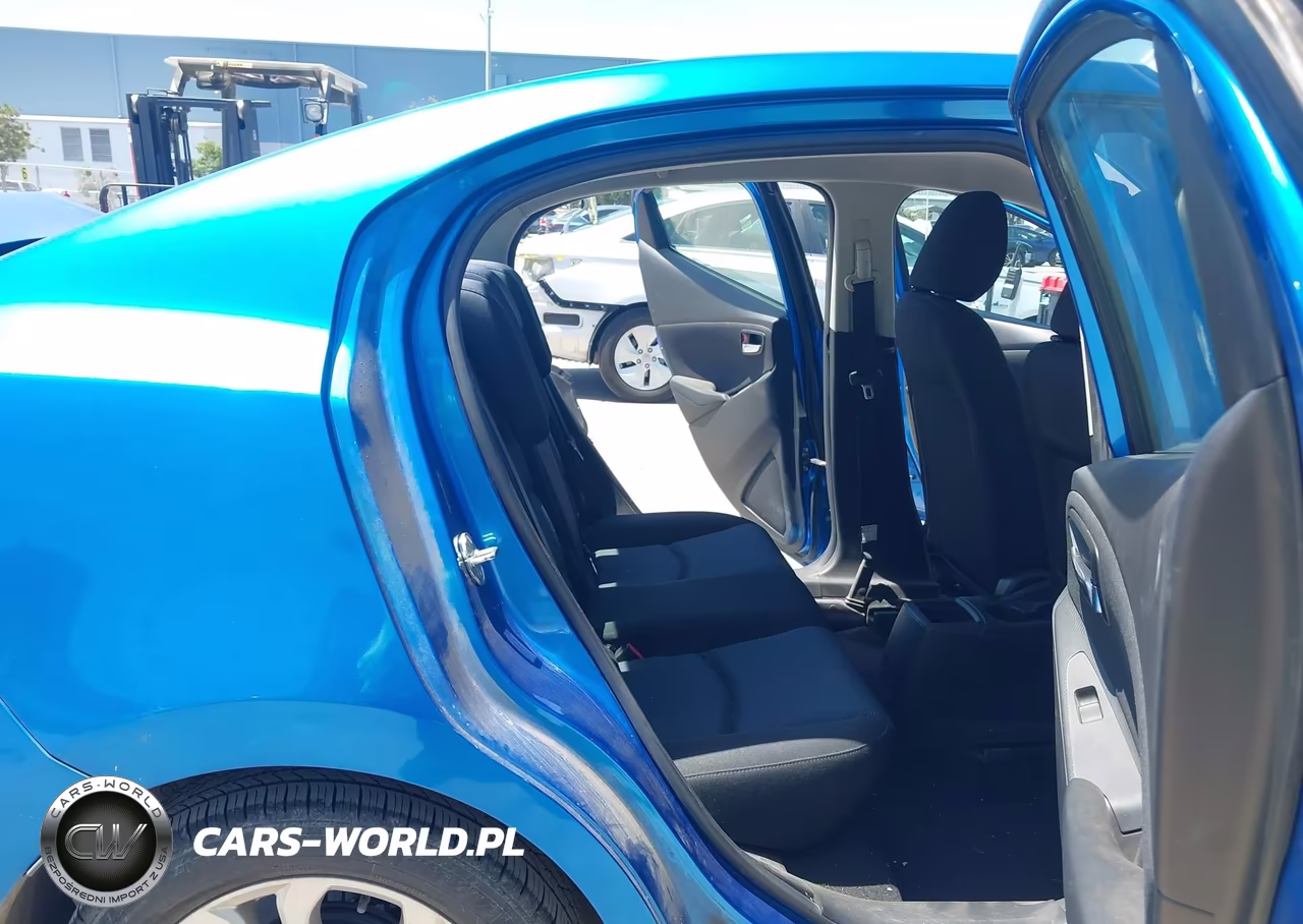 2016 Scion Ia VIN:3MYDLBZV8GY117782 - 8