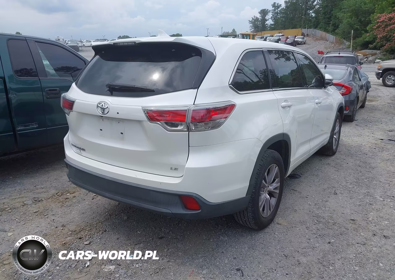 2014 Toyota Highlander Le Plus V6 VIN:5TDZKRFH7ES030863 - 4