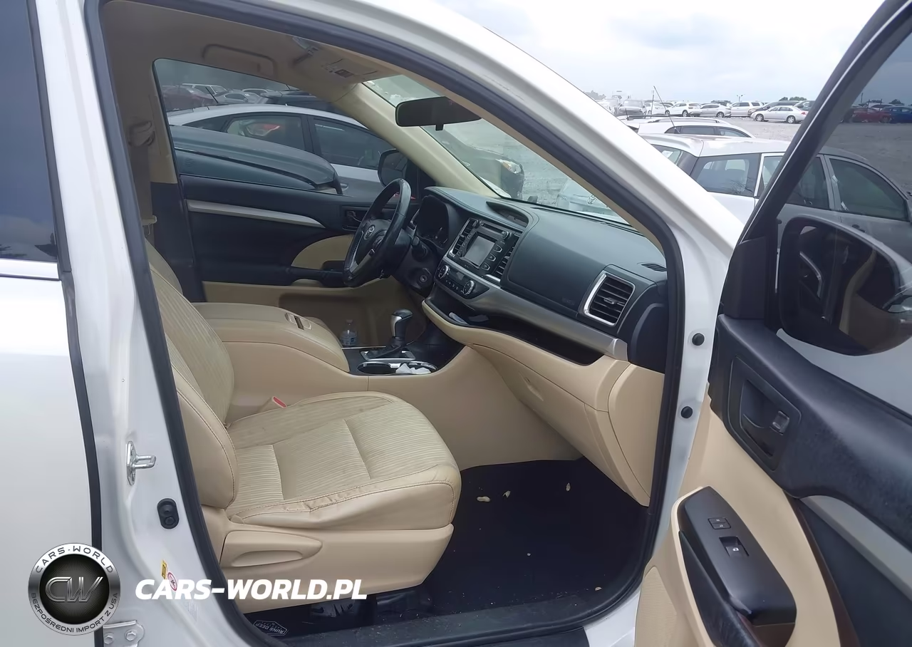 2014 Toyota Highlander Le Plus V6 VIN:5TDZKRFH7ES030863 - 5