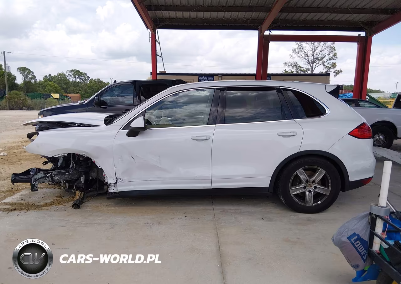 2014 Porsche Cayenne Platinum Edition VIN:WP1AA2A27ELA03298 - 15