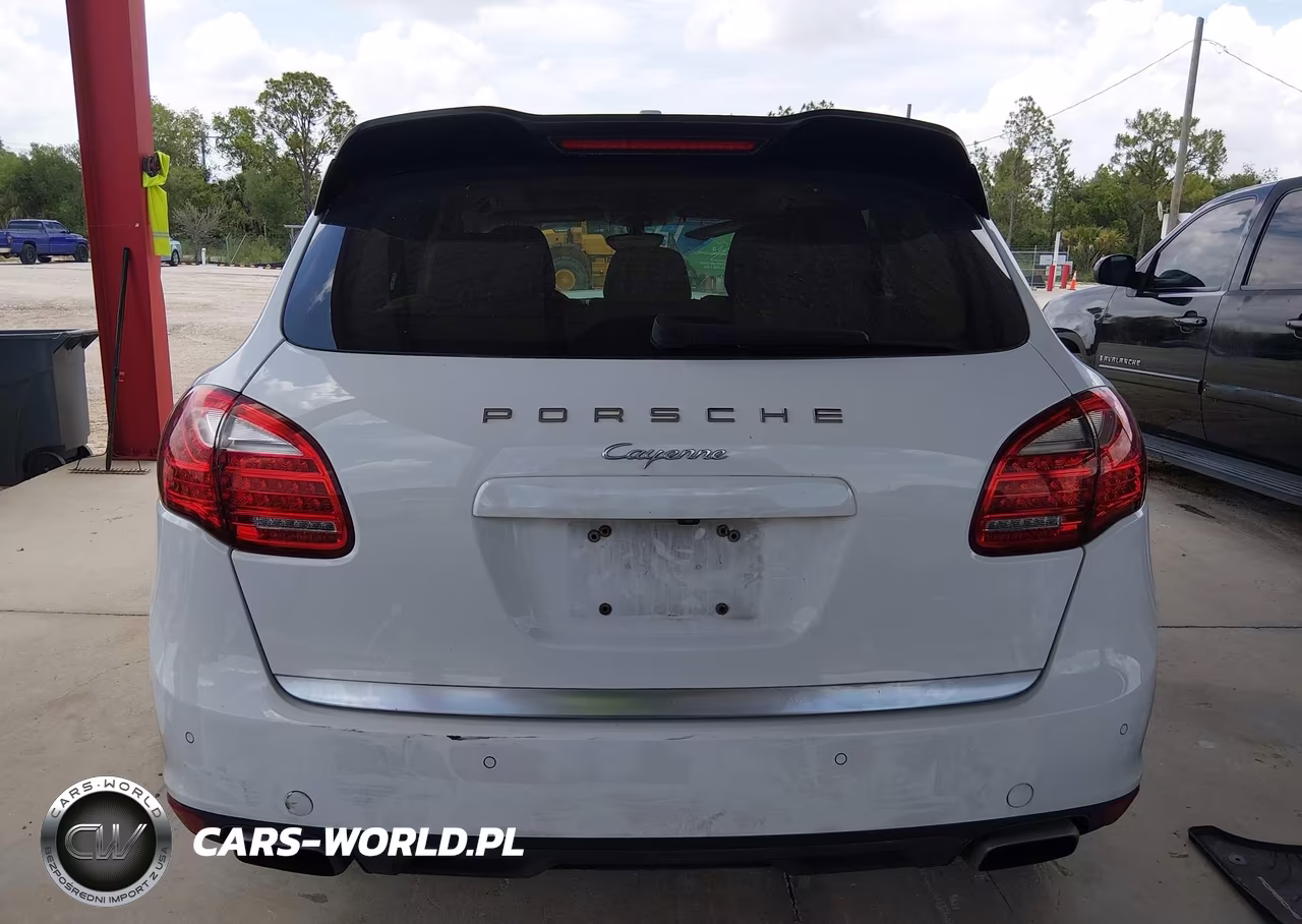 2014 Porsche Cayenne Platinum Edition VIN:WP1AA2A27ELA03298 - 17