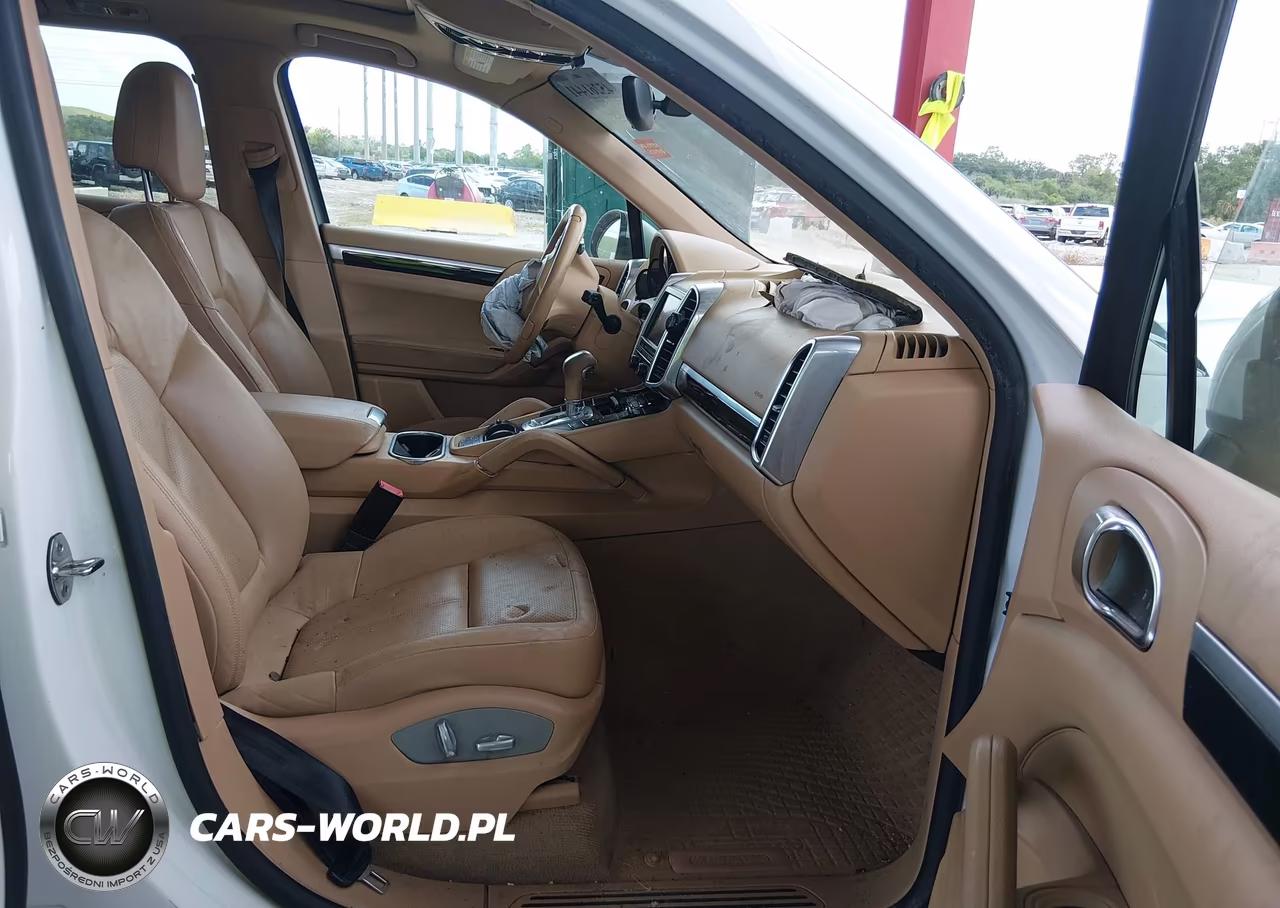 2014 Porsche Cayenne Platinum Edition VIN:WP1AA2A27ELA03298 - 5