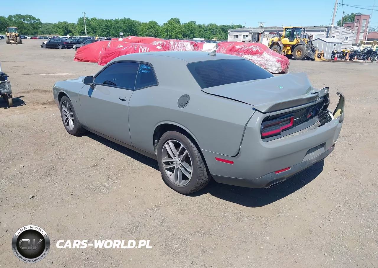 2018 Dodge Challenger Gt Awd VIN:2C3CDZGG9JH192142 - 3