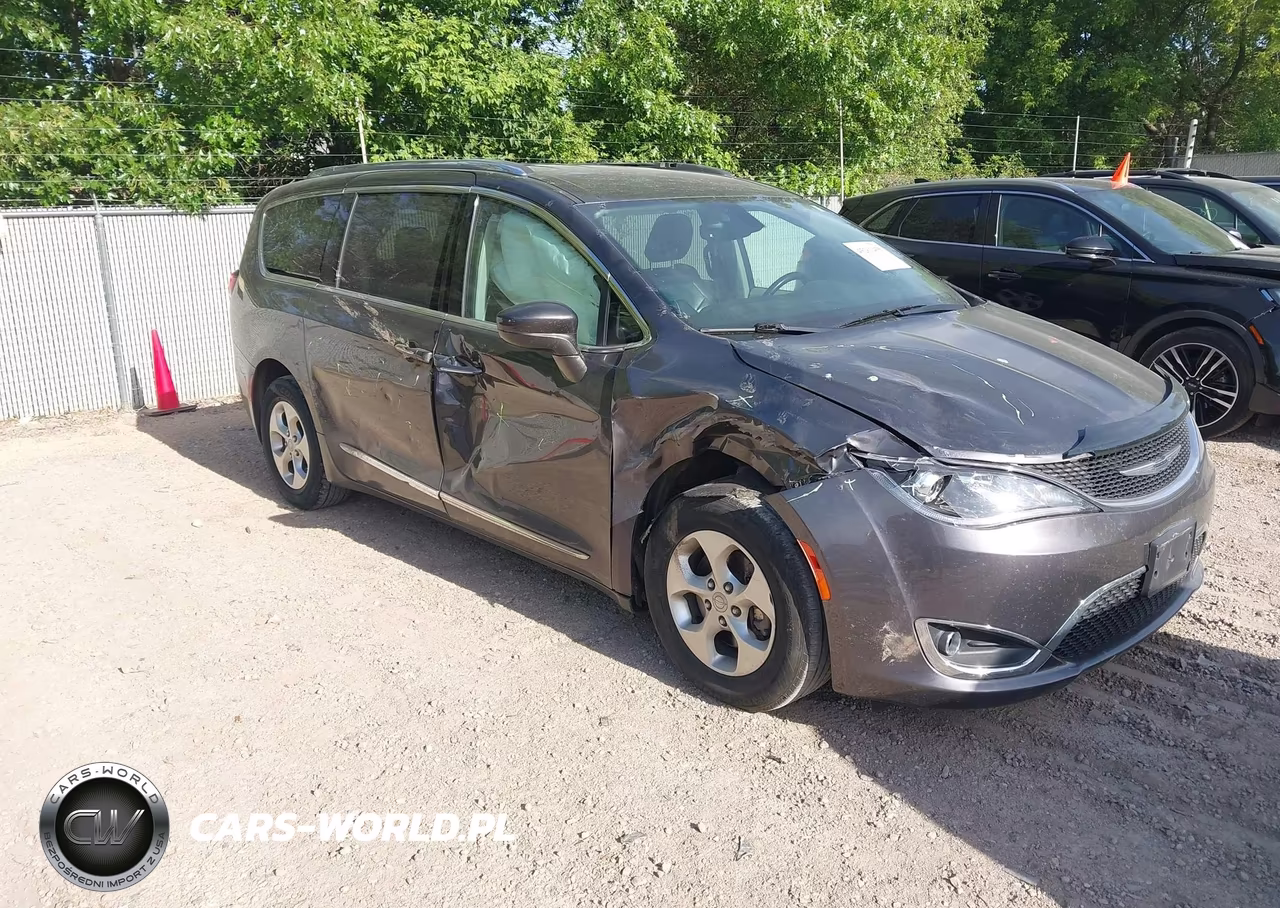 2017 Chrysler Pacifica Touring-L Plus – zdjęcie 1 z 21