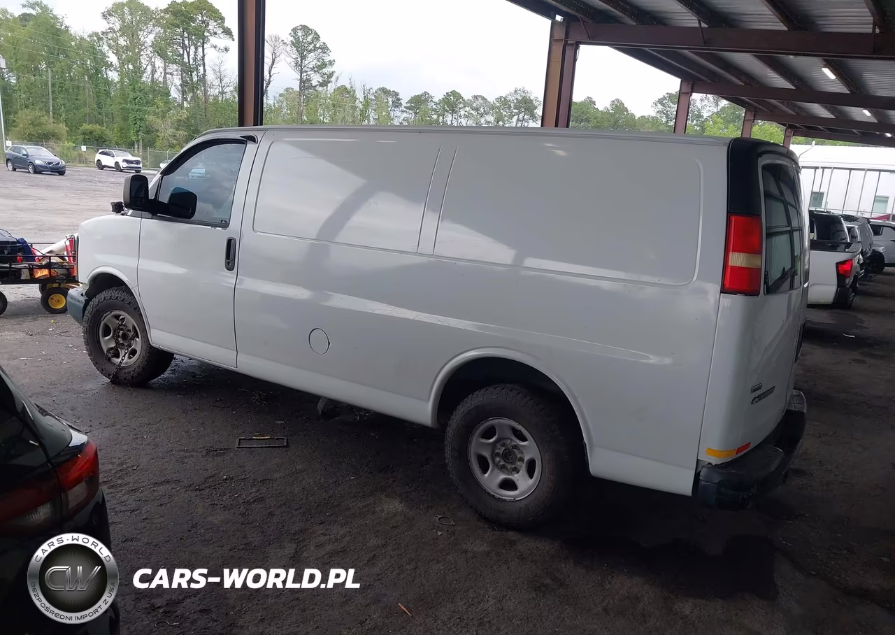 2008 Chevrolet Express Work Van VIN:1GCFG154681204881 - 3