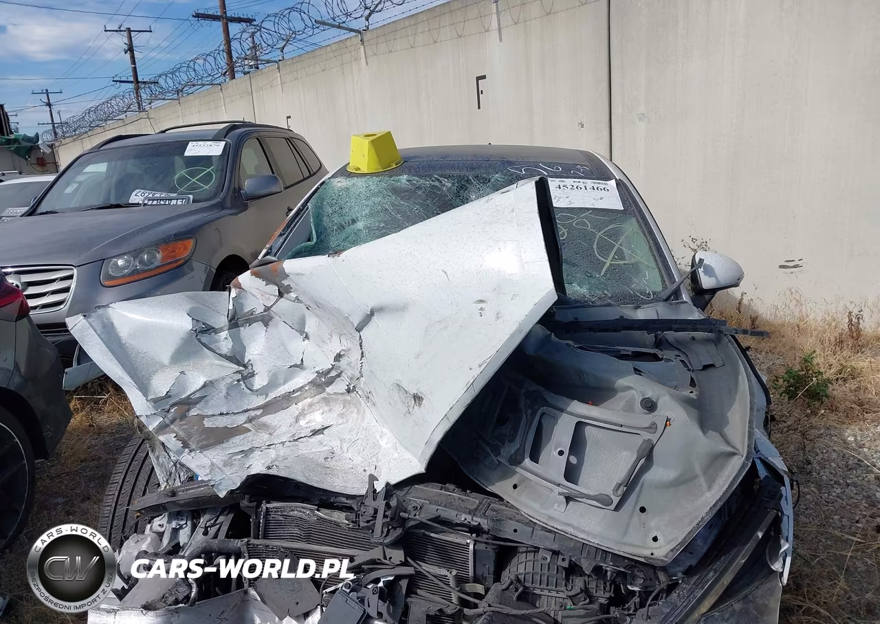 2020 Hyundai Sonata Limited VIN:5NPEH4J2XLH025470 - 12