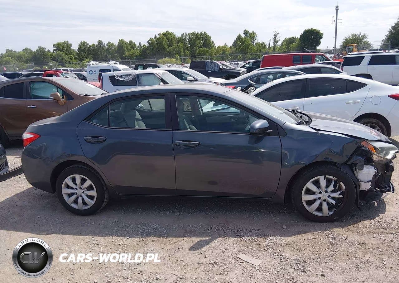 2016 Toyota Corolla Le VIN:5YFBURHEXGP421452 - 14