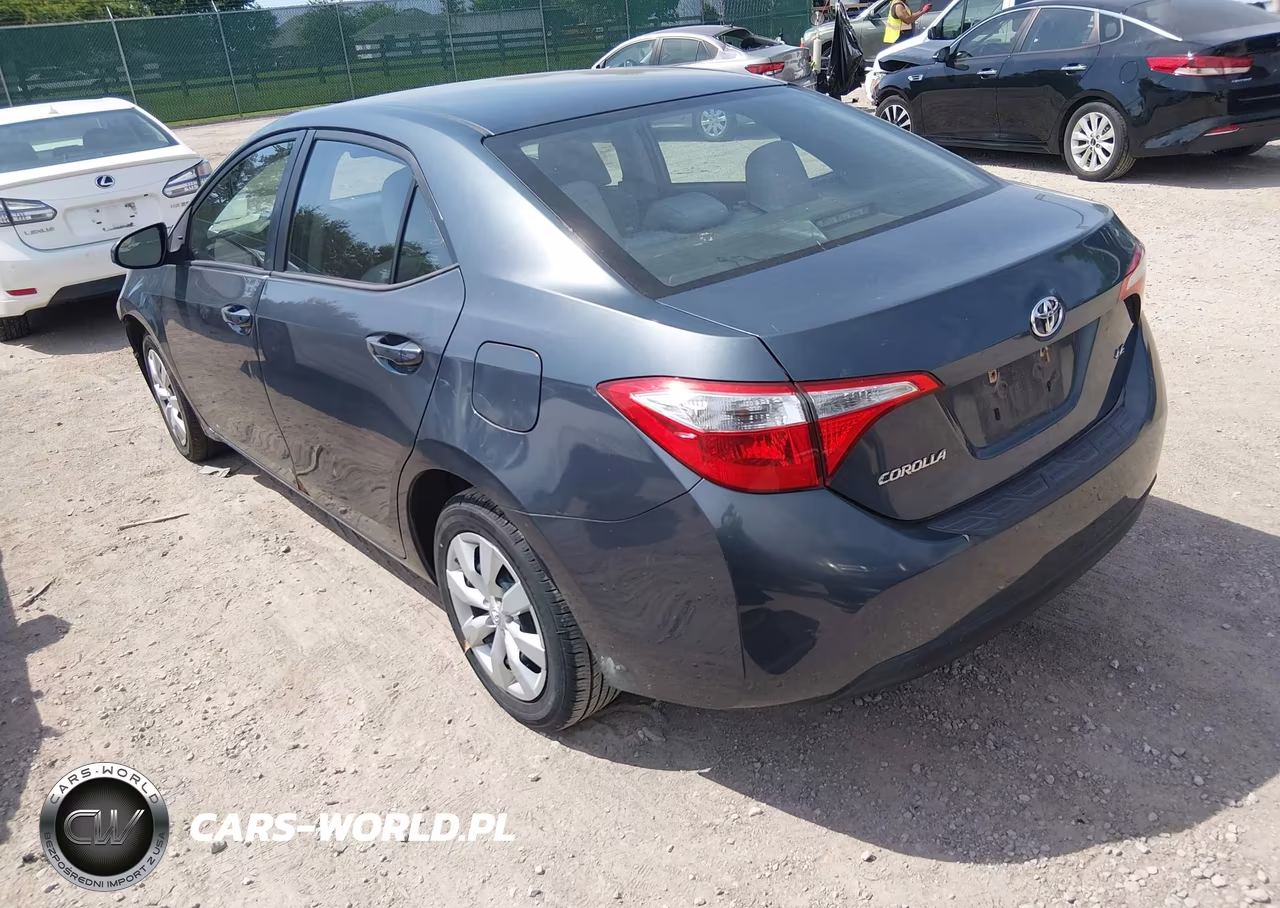 2016 Toyota Corolla Le VIN:5YFBURHEXGP421452 - 3