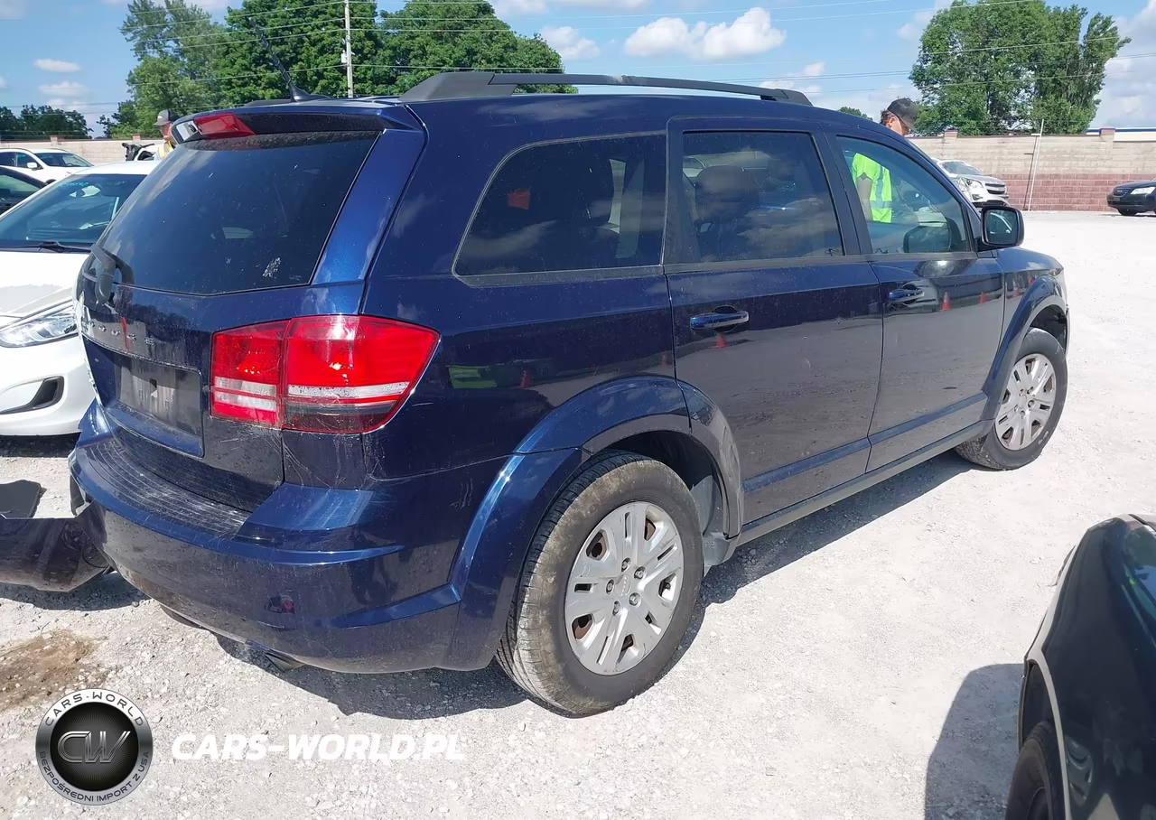 2017 Dodge Journey Se VIN:3C4PDCABXHT561907 - 4