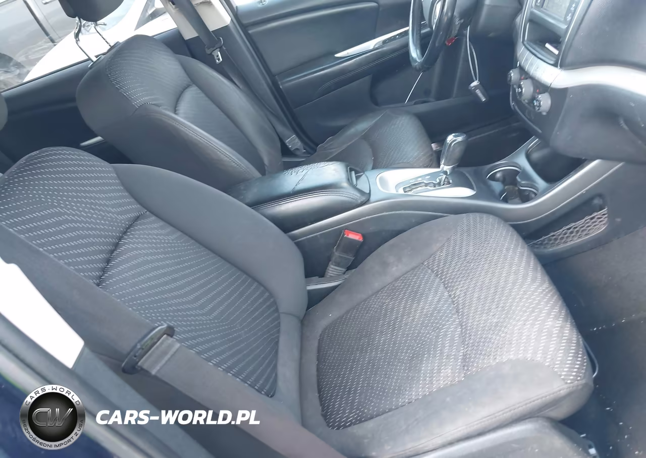 2017 Dodge Journey Se VIN:3C4PDCABXHT561907 - 5