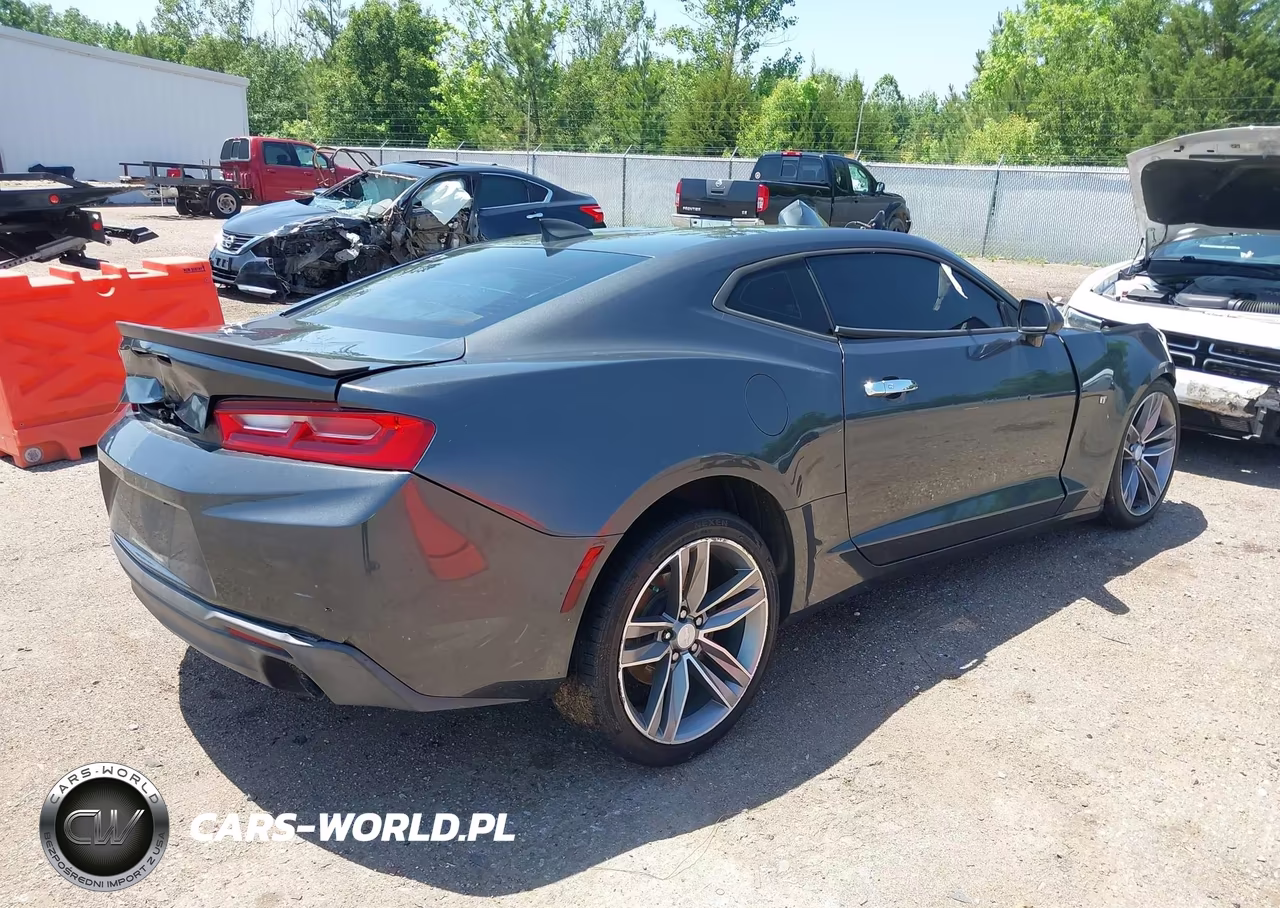 2016 Chevrolet Camaro 1Lt VIN:1G1FB1RSXG0135696 - 4