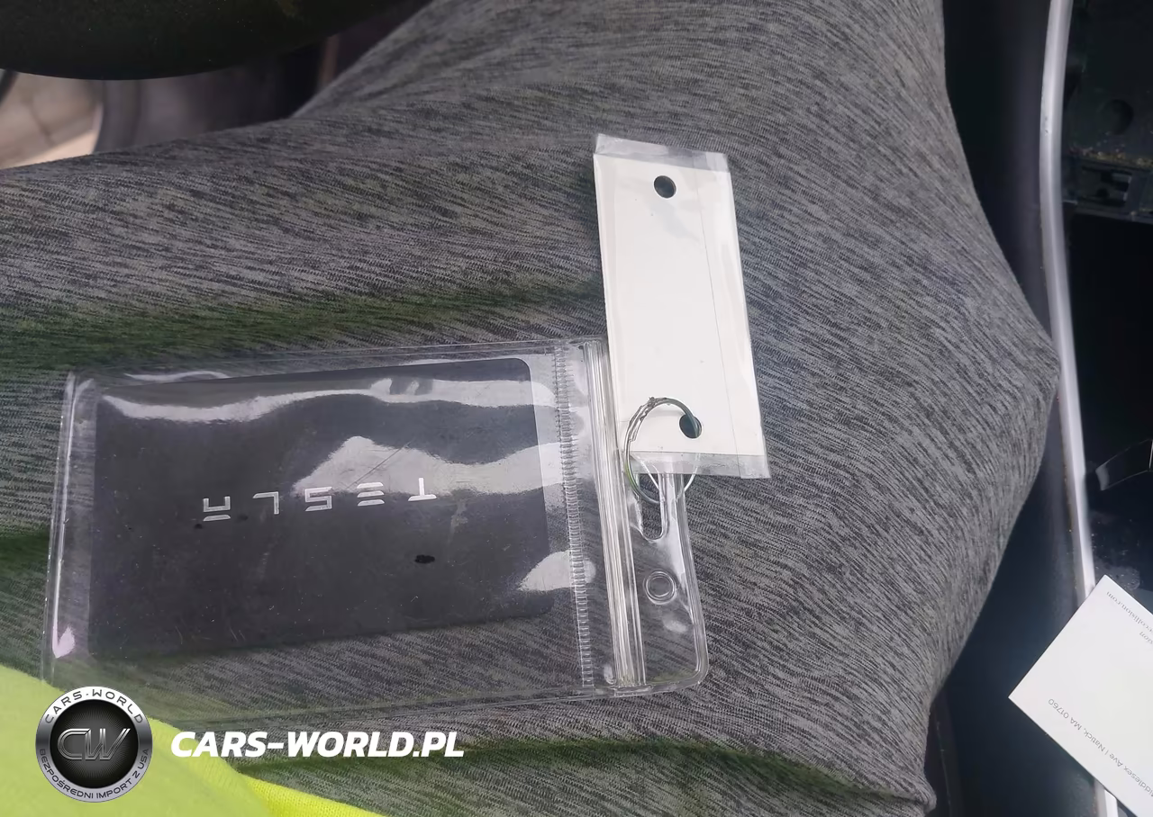 2020 Tesla Model Y Long Range Dual Motor All-Wheel Drive VIN:5YJYGDEE3LF031940 - 11