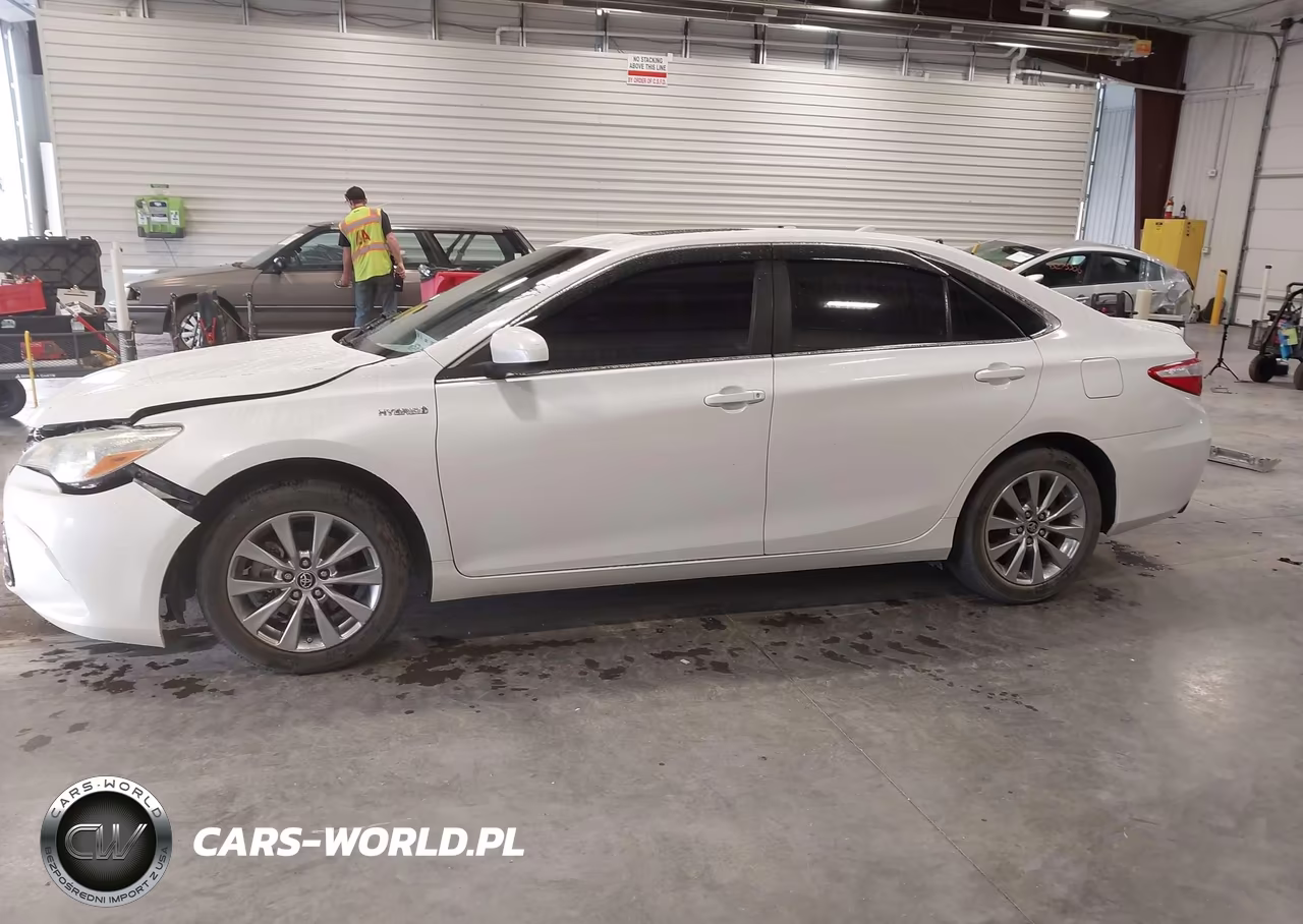 2015 Toyota Camry Hybrid Xle VIN:4T1BD1FK5FU144166 - 15