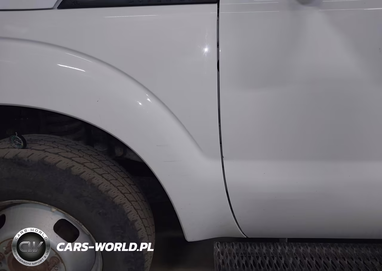 2016 Ford F-350 Chassis Xl VIN:1FD8X3G63GEA84723 - 13