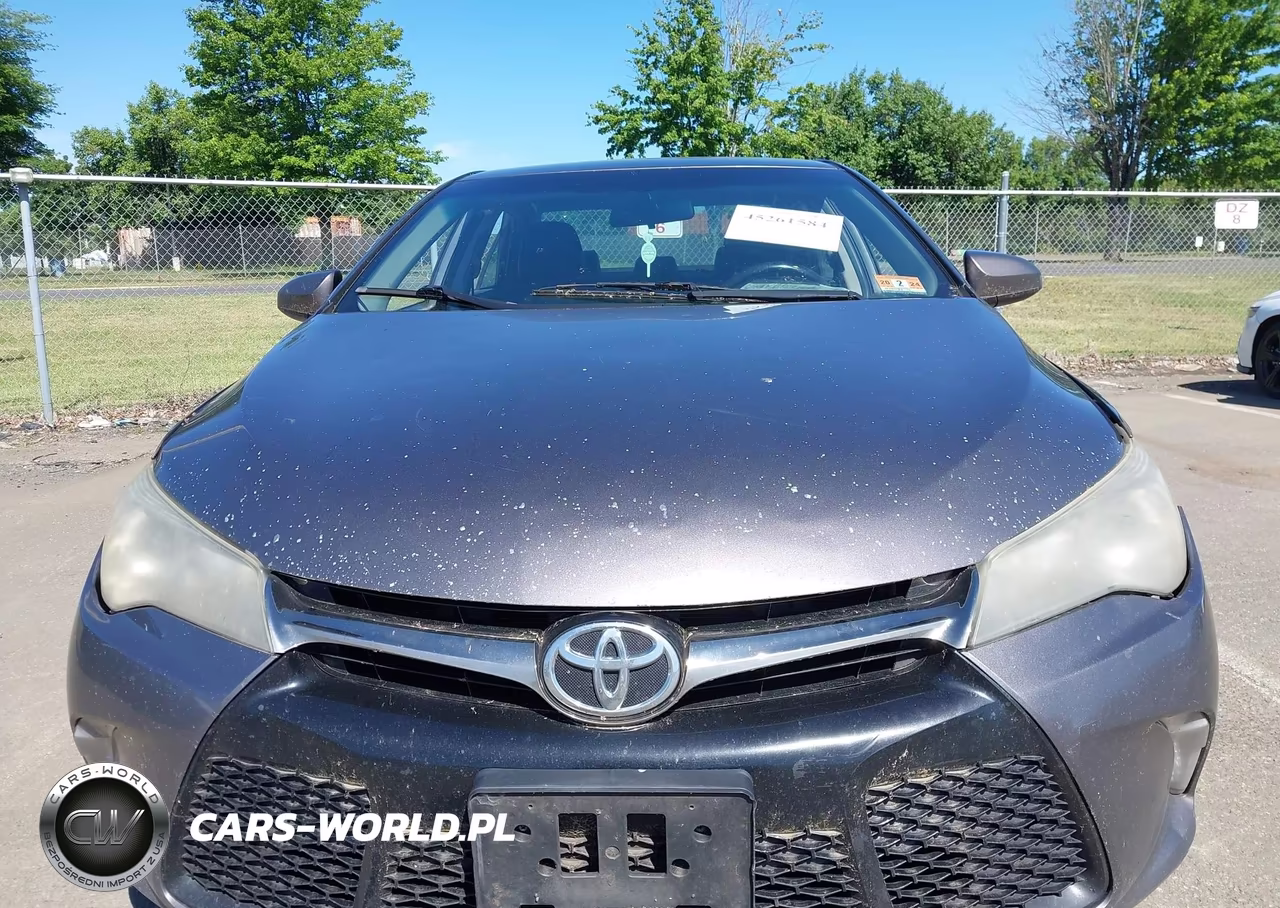 2015 Toyota Camry Se VIN:4T1BF1FK8FU475947 - 12