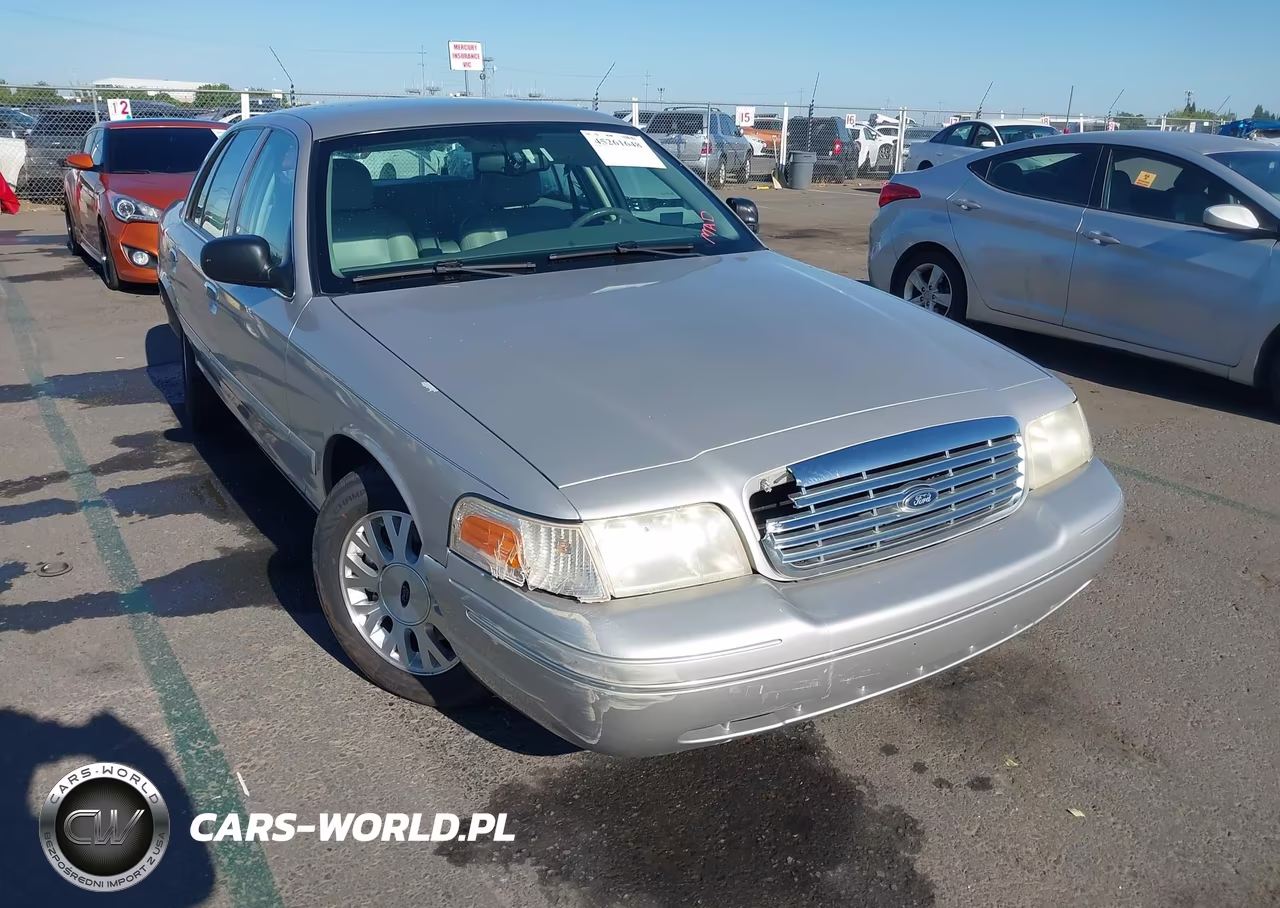 2003 Ford Crown Victoria Lx
