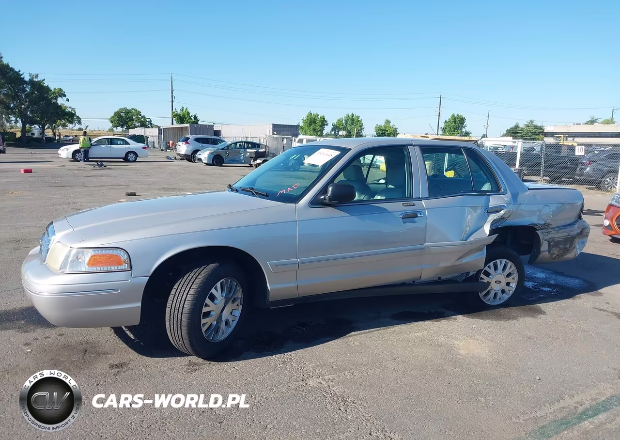 2003 Ford Crown Victoria Lx VIN:2FAFP74W93X197596 - 14